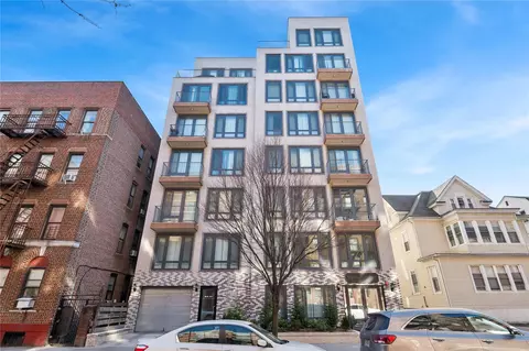 148-36 89 Ave #5C, New York, NY 11435
