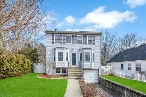 335 Tyler Ave, Miller Place, NY 11764