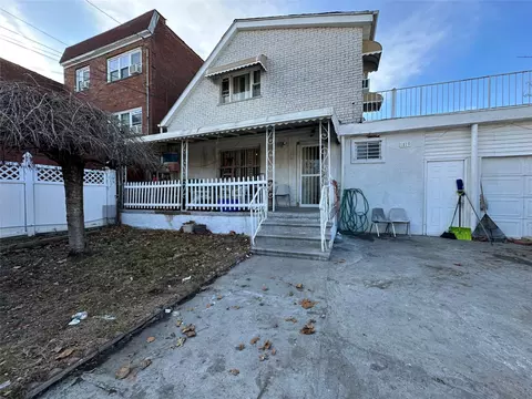 1817 Schieffelin Ave, New York, NY 10466
