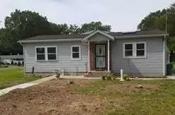 96 Bay Ave, Ronkonkoma, NY 11779