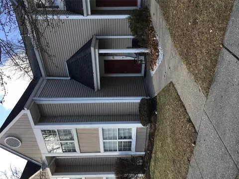 49 Creekside Cir #4B, Ramapo, NY 10977