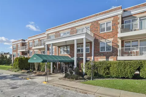 1534 Broadway #217, Hewlett, NY 11557