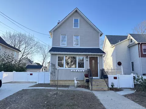 45 Lynbrook Ave, Lynbrook, NY 11563