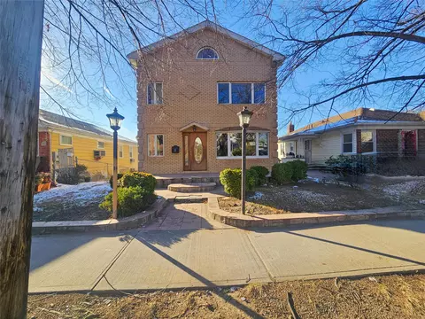 1428 Parsons Blvd, New York, NY 11357