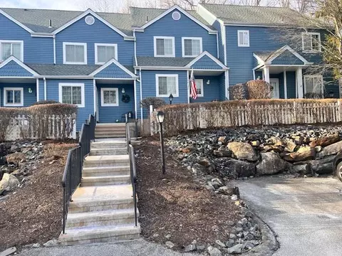 704 Essex Ct, Southeast, NY 10509