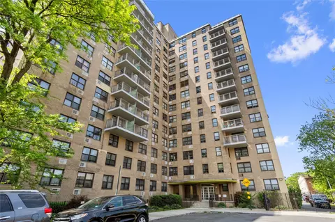 1966 Newbold Ave #605, New York, NY 10472