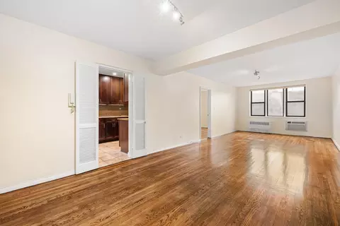 3184 Grand Concourse #6A, New York, NY 10458