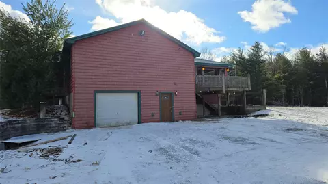 290 Hilltop Rd, Thompson, NY 12701