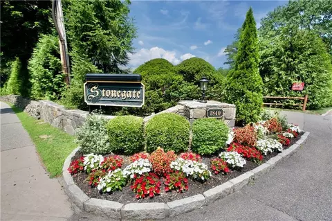 1840 Crompond Rd #9C5, Peekskill, NY 10566