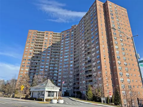 5700 Arlington #2MN, New York, NY 10471