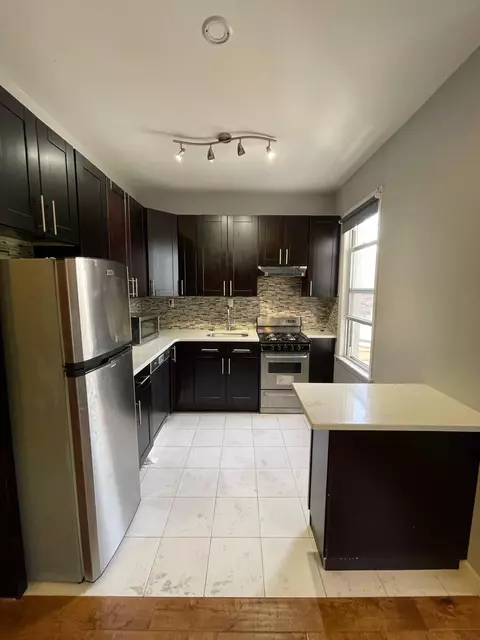 42-18 66th St, New York, NY 11377