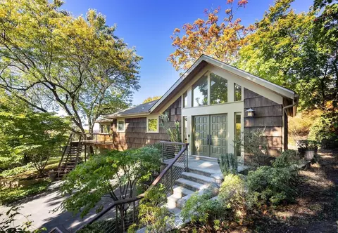 20 Birch Ln, Greenburgh, NY 10522