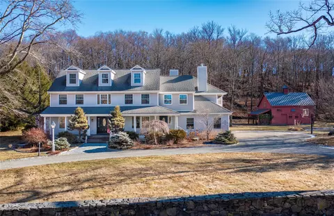 11 Birch Hill Rd, Pawling, NY 12564