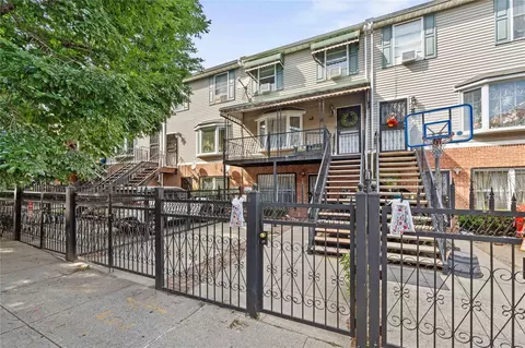 599 Beech Ter, New York, NY 10454