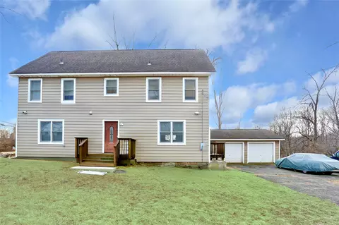 2 Rensselaer Dr, Ramapo, NY 10977