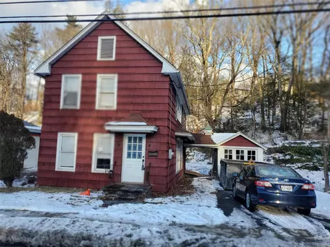 300 E Main St, Port Jervis, NY 12771
