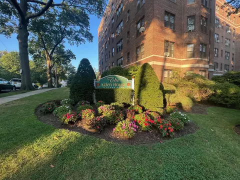 11 Alden Rd #2B, Larchmont, NY 10538