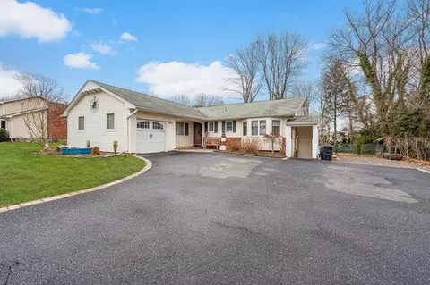 63 Cedar Rd, East Northport, NY 11731