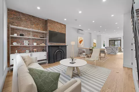168 Hull St, Brooklyn, NY 11233