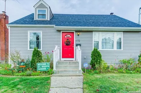 172 Rhodes Ave, Hempstead, NY 11550
