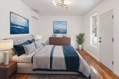1746 Van Buren St, New York, NY 10460