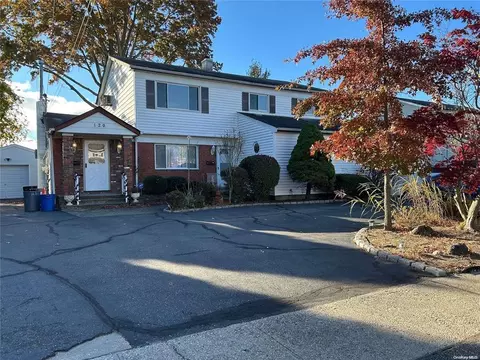 120 Ketridge St, West Babylon, NY 11704