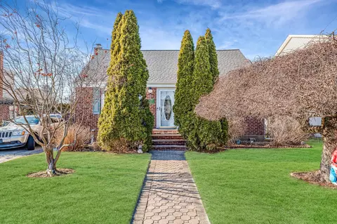 2183 Bright Ave, East Meadow, NY 11554