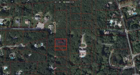 Orient Avenue, Huntington, NY 11768