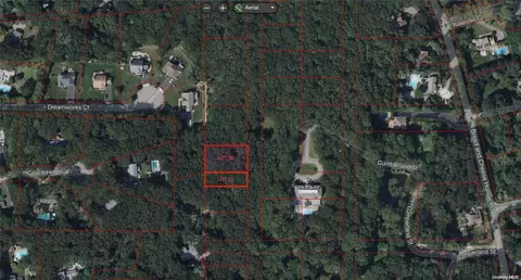 Orient Avenue, Huntington, NY 11768