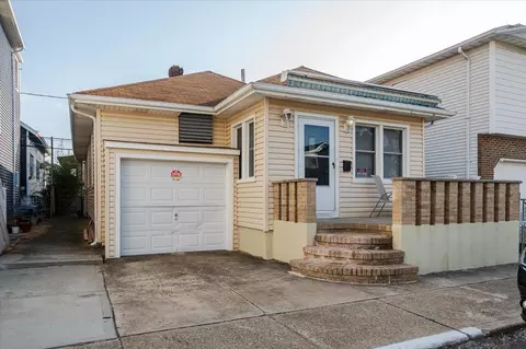 78 Indiana Ave, Long Beach, NY 11561