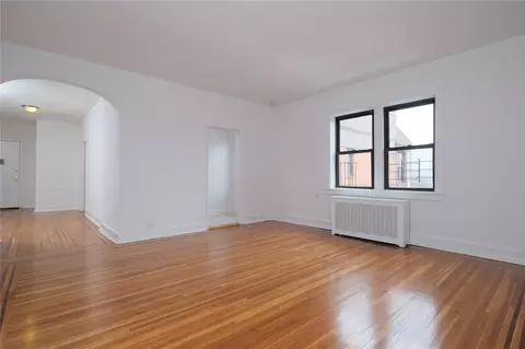 590 E 3rd St #5-H, Mount Vernon, NY 10553