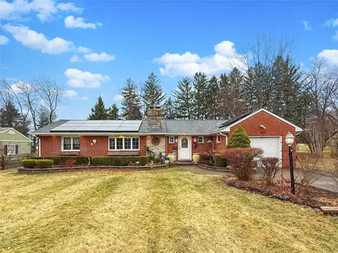 171 Grandview Ave, Clarkstown, NY 10954
