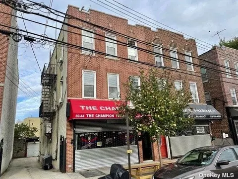 30-44 14th St, New York, NY 11102