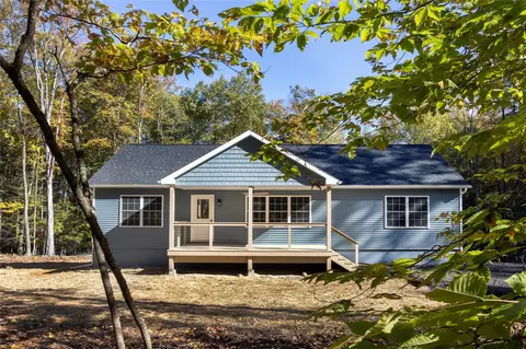 184 Lucks Rd, Greenfield Park, NY 12435
