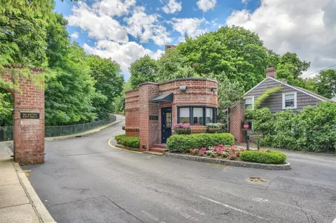 16 Rockledge Ave #5M-2, Ossining, NY 10562