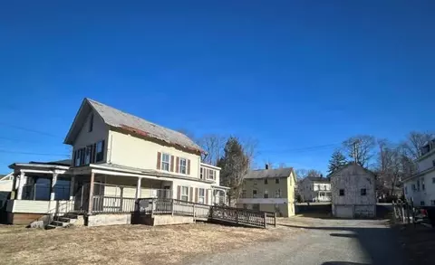 466 N Main St, Southeast, NY 10509