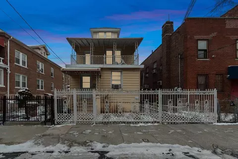 2934 Wallace Ave, New York, NY 10467