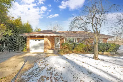 1185 Coes Neck Rd, Baldwin, NY 11510