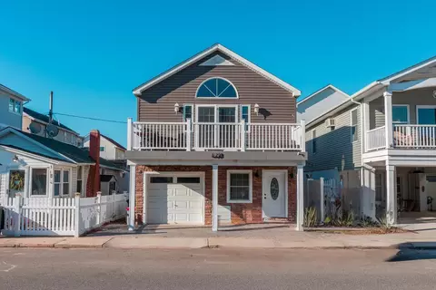 79 Pennsylvania Ave, Long Beach, NY 11561