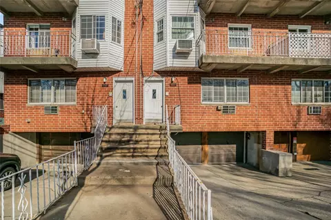 1121 E 72nd St #14, Brooklyn, NY 11234