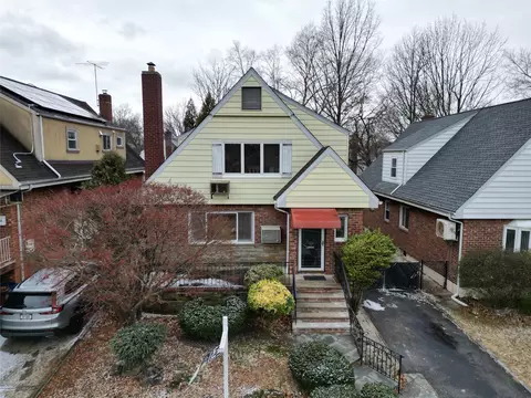 5640 Oceania St, New York, NY 11364