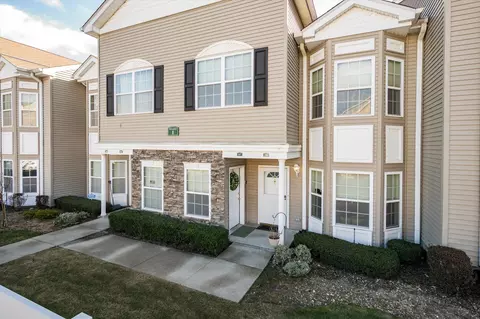 107 Spring Dr, East Meadow, NY 11554