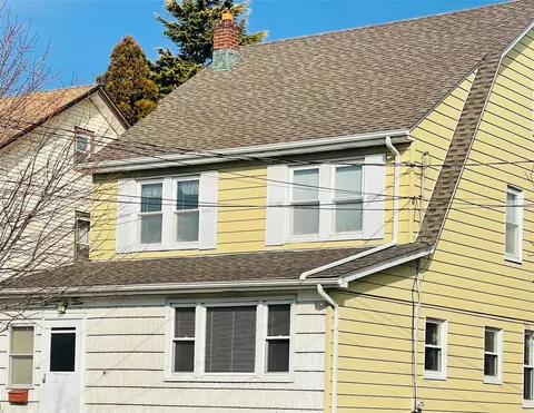 25 W Oxford St, Valley Stream, NY 11580