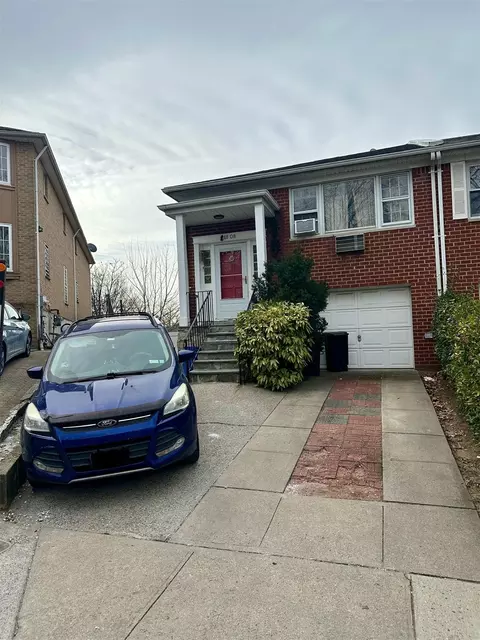 18-08 157th St, New York, NY 11357
