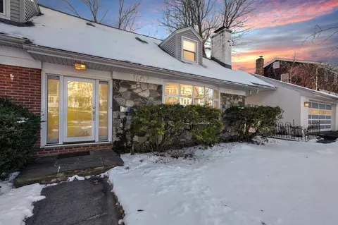 1457 Elm St, Peekskill, NY 10566