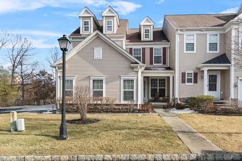24 Brighton Dr #2101, Newburgh, NY 12550