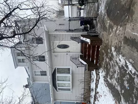 88-24 237 St, New York, NY 11426