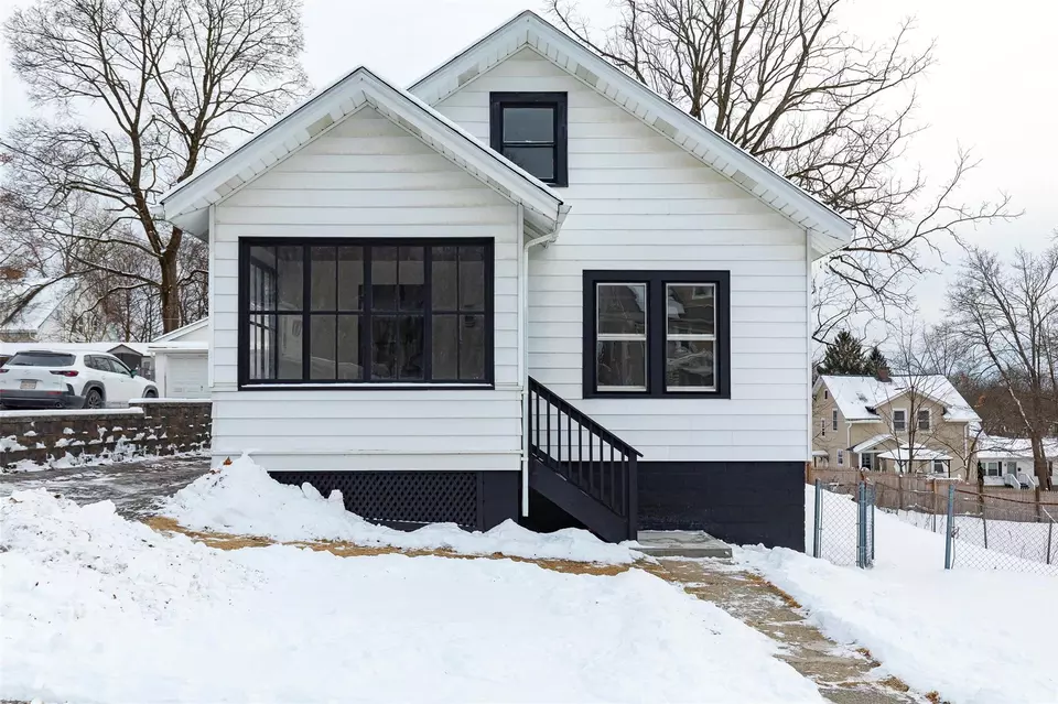  46 Wilmar Ter, Poughkeepsie, NY 12601 photo 1