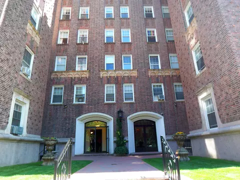 73-37 Austin St #9C, New York, NY 11375