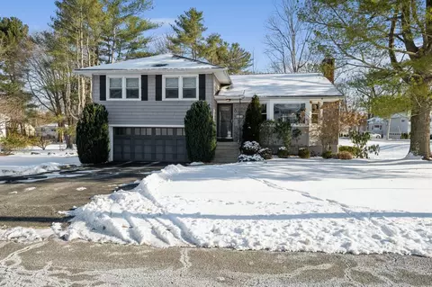 14 Cedarwood Rd, White Plains, NY 10605